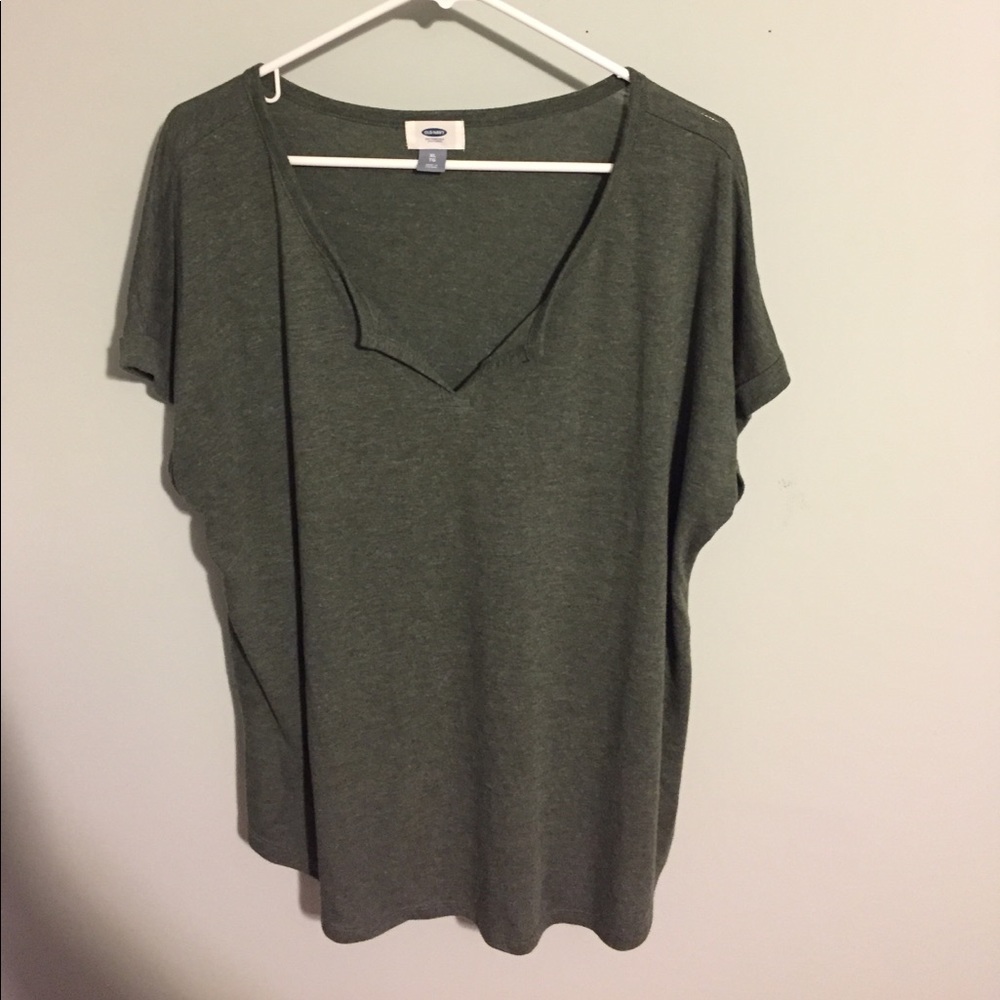 Old Navy top